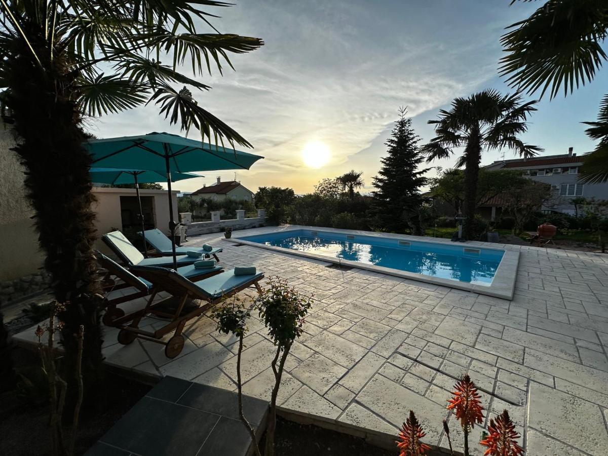 Holiday House Serenity Malinska Bagian luar foto