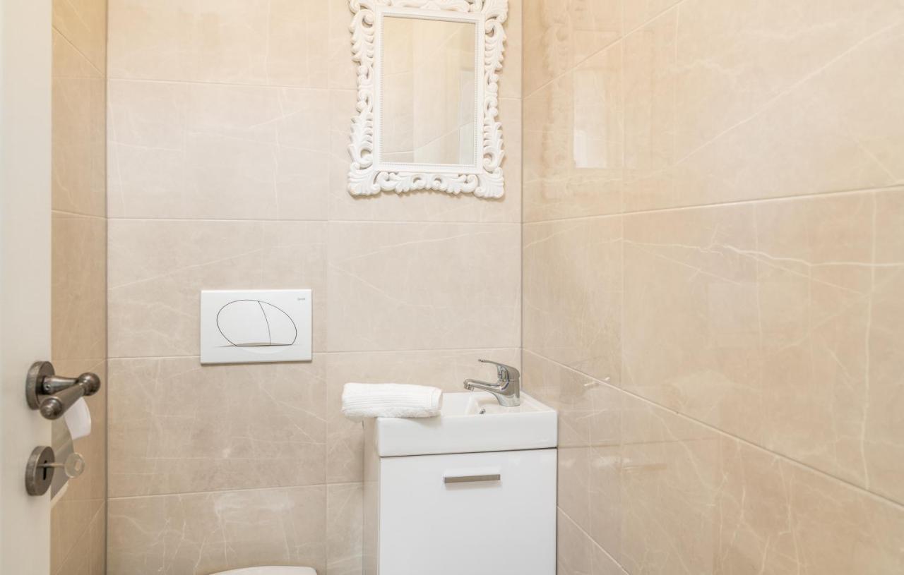 Holiday House Serenity Malinska Bagian luar foto
