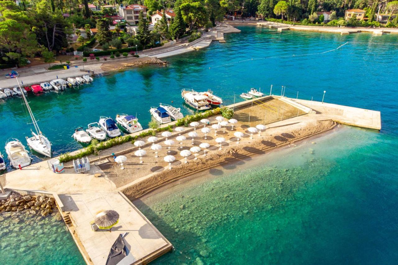Holiday House Serenity Malinska Bagian luar foto