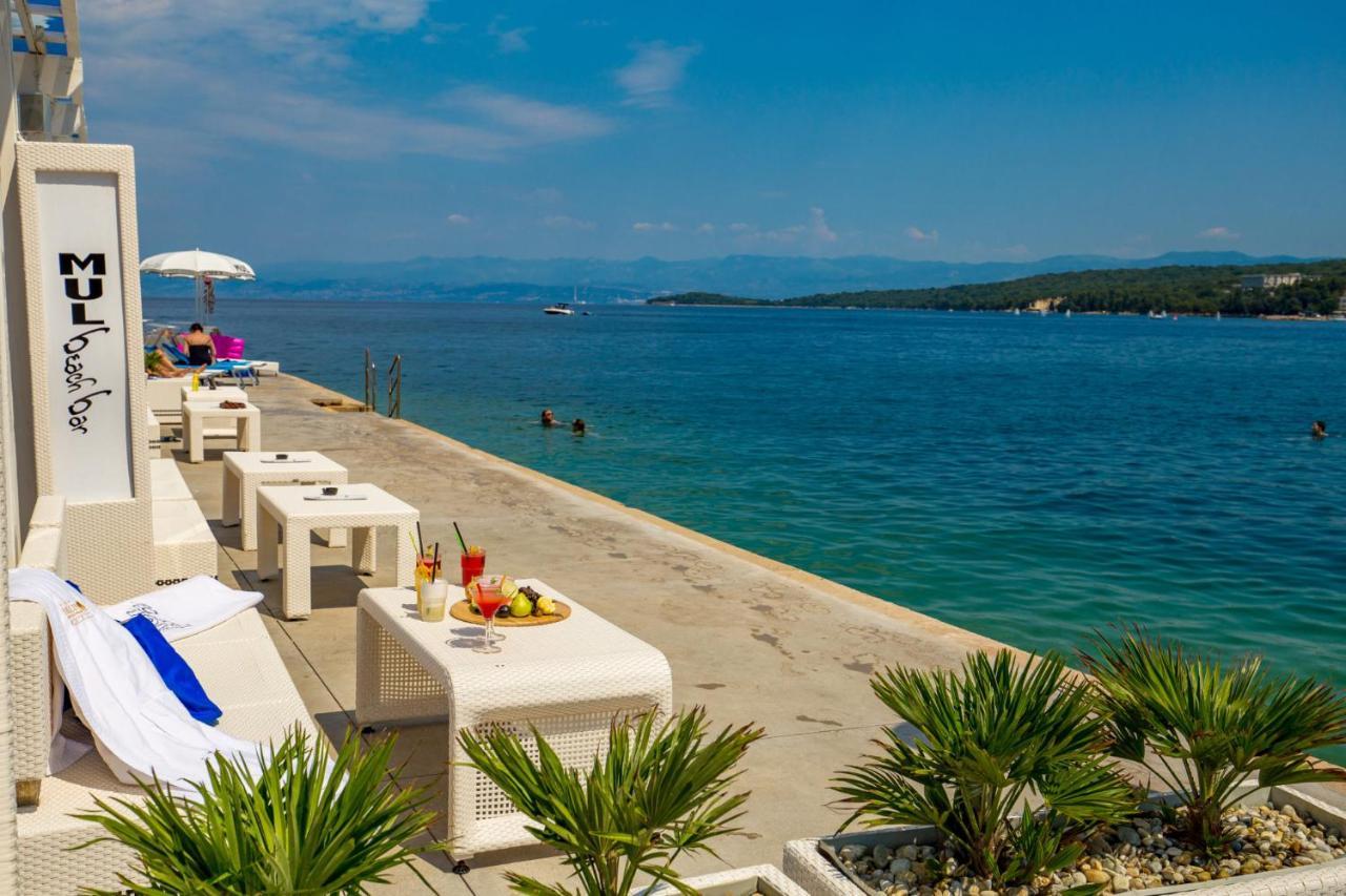 Holiday House Serenity Malinska Bagian luar foto